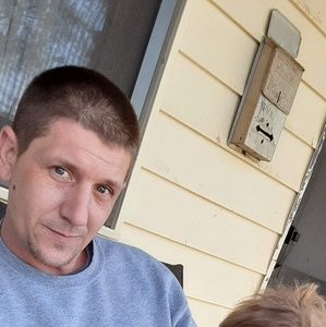 Meet your Posher, Clint